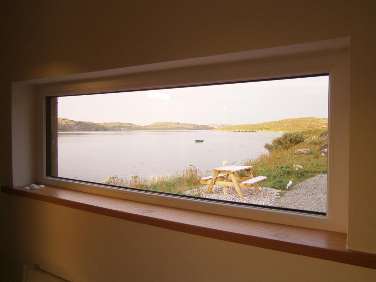 Otter Bunkhouse Hostel Cairisiadar Kültér fotó